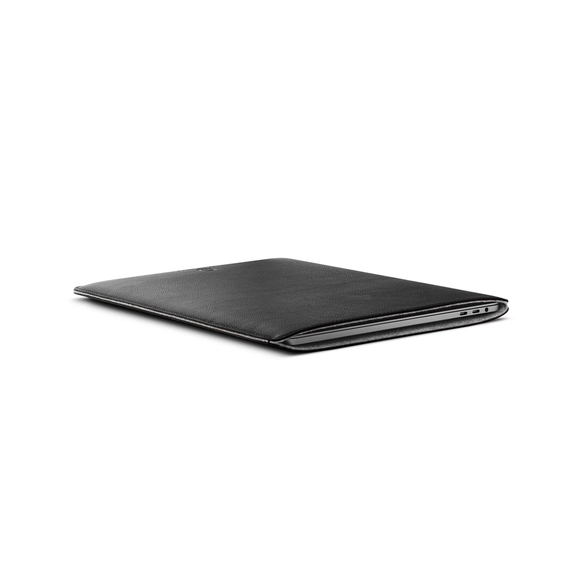 Woolnut Leather Sleeve for 15-inch MacBook Pro - Image 5