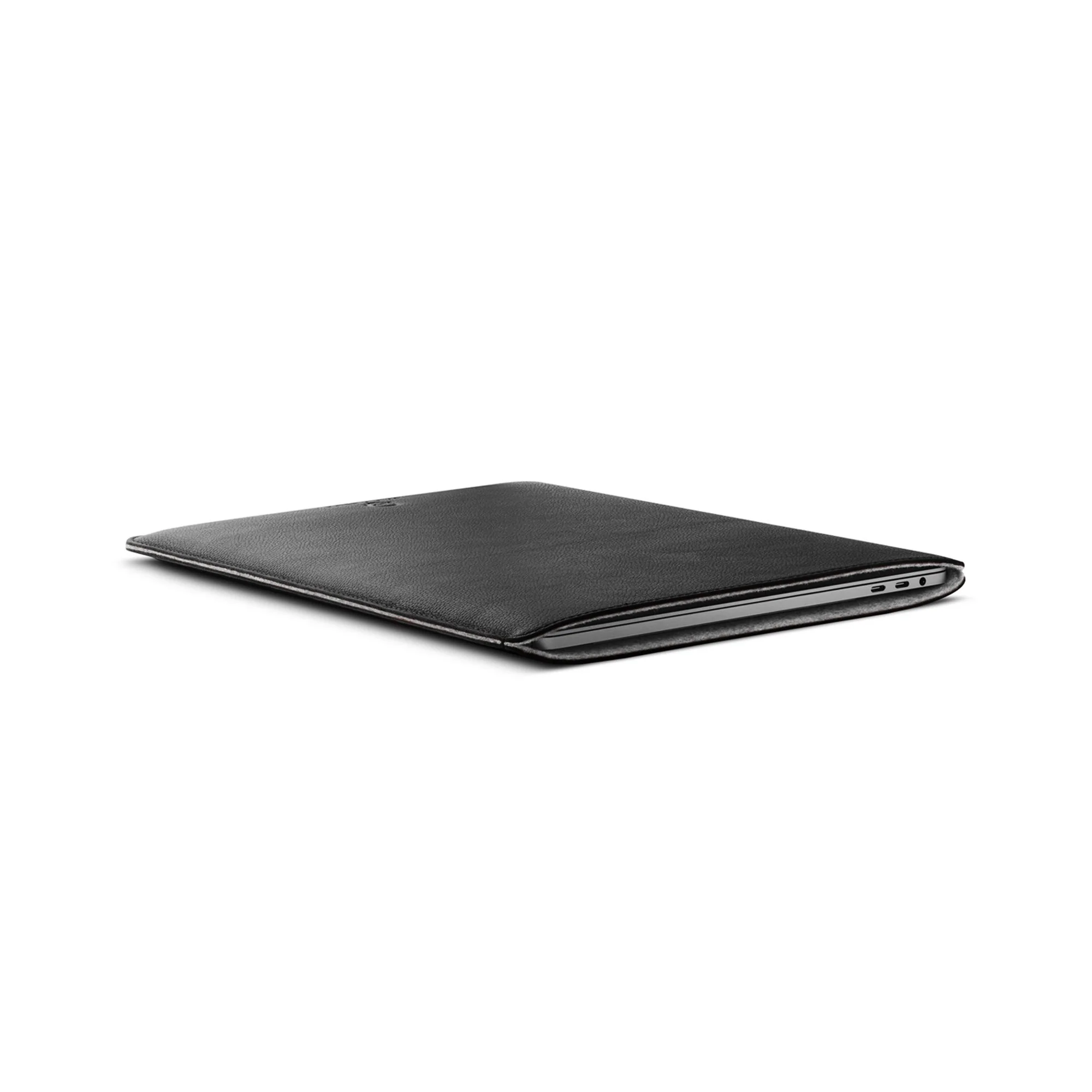 Woolnut Leather Sleeve for 16-inch MacBook Pro - Image 5