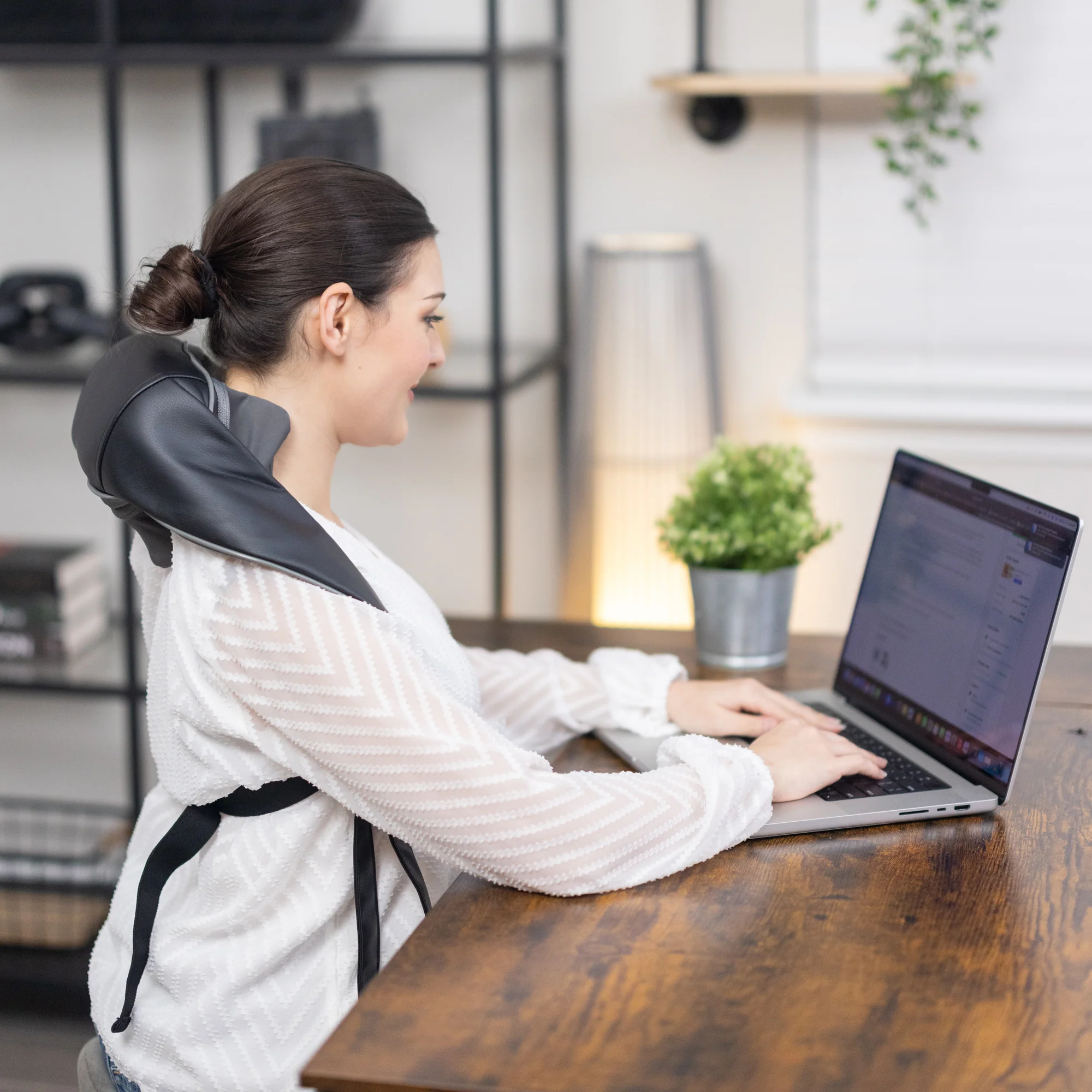 4D Shiatsu Neck and Shoulder Massager with Heat - Image 13